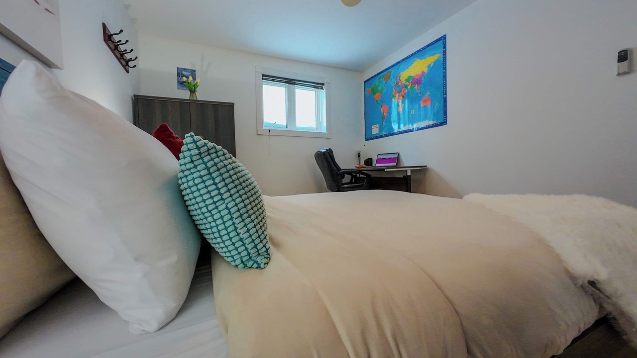 Photo of Bedroom in Rouyn-Noranda