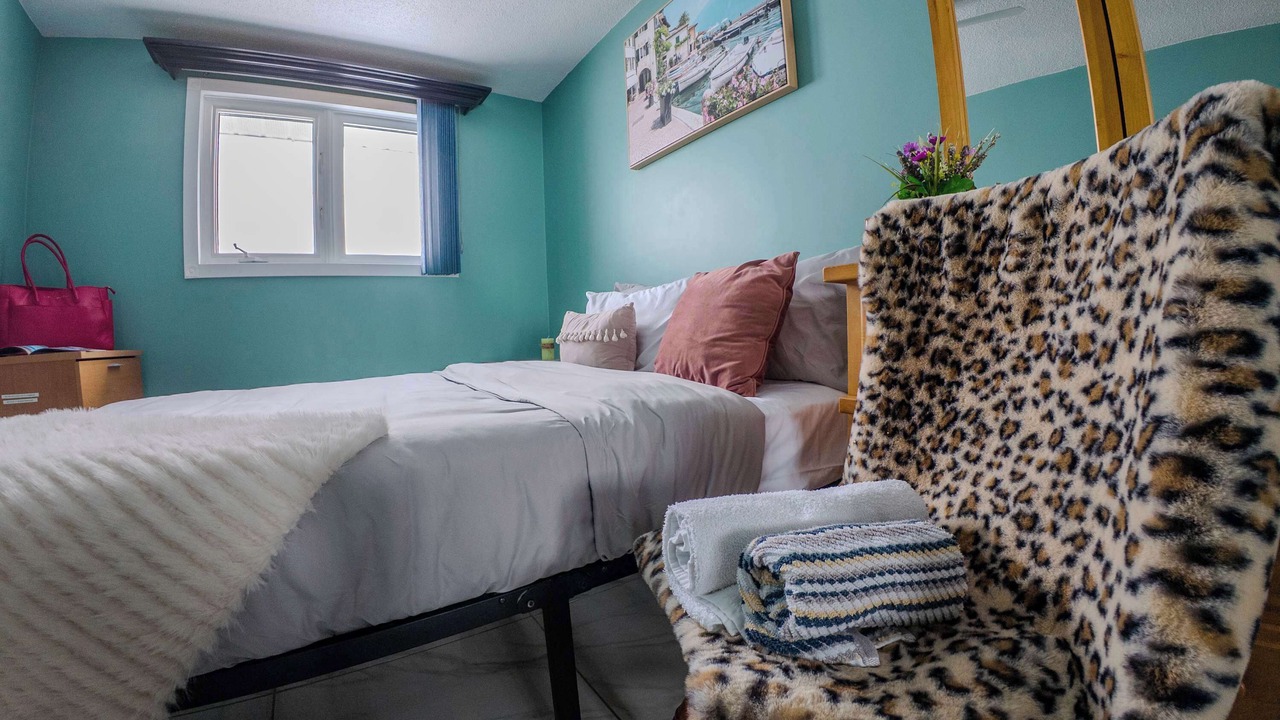 Photo of Bedroom in Rouyn-Noranda