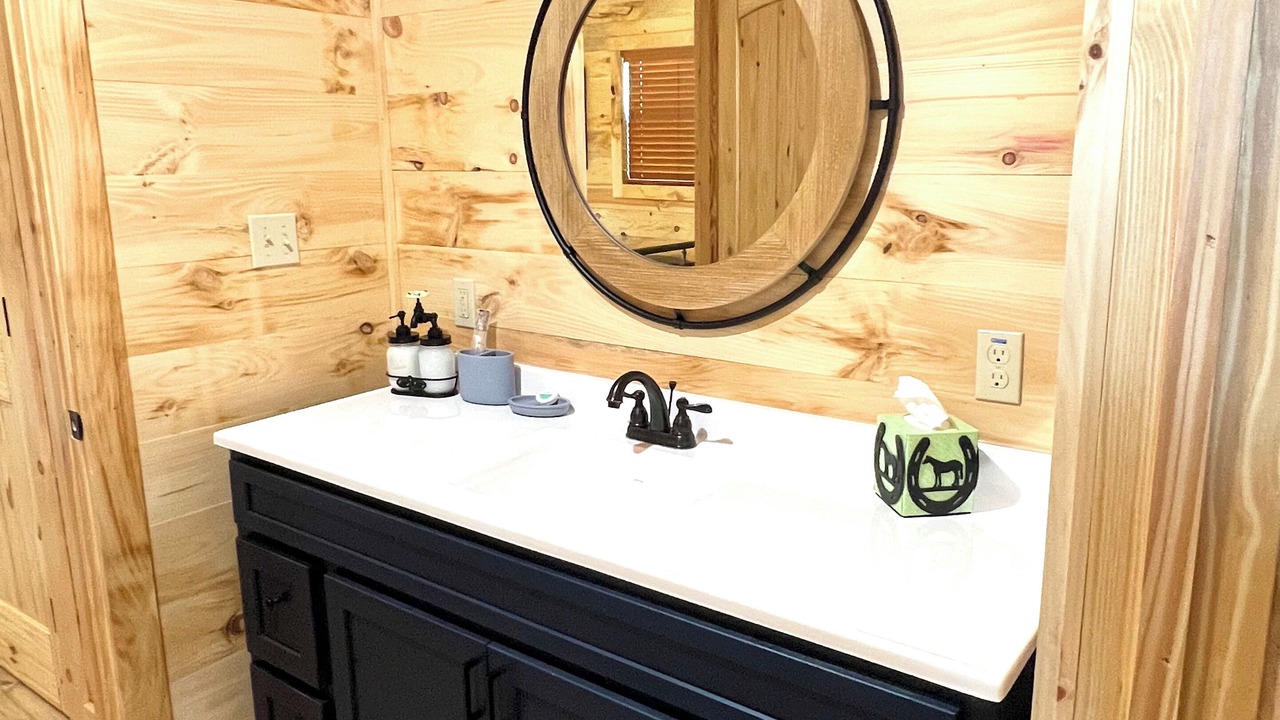 Photo of Bathroom in Oneida