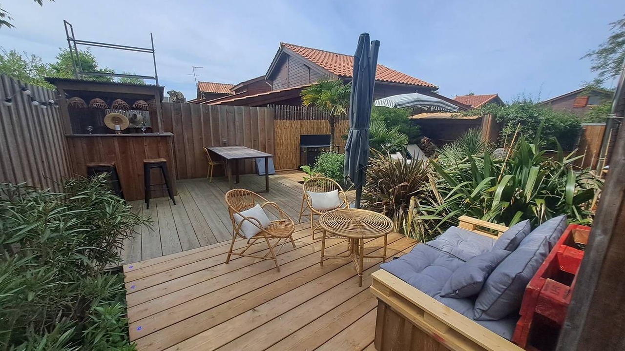 Photo of Outdoor in Lanton