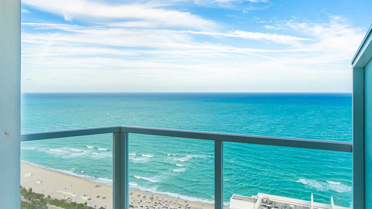 Photo of Outdoor in Mid Beach