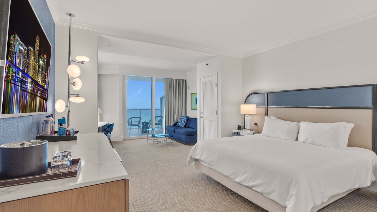 Photo of Bedroom in Mid Beach