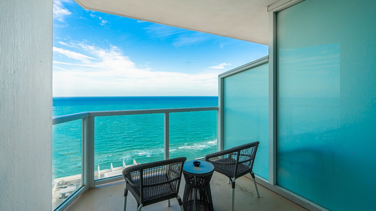 Photo of Outdoor in Mid Beach