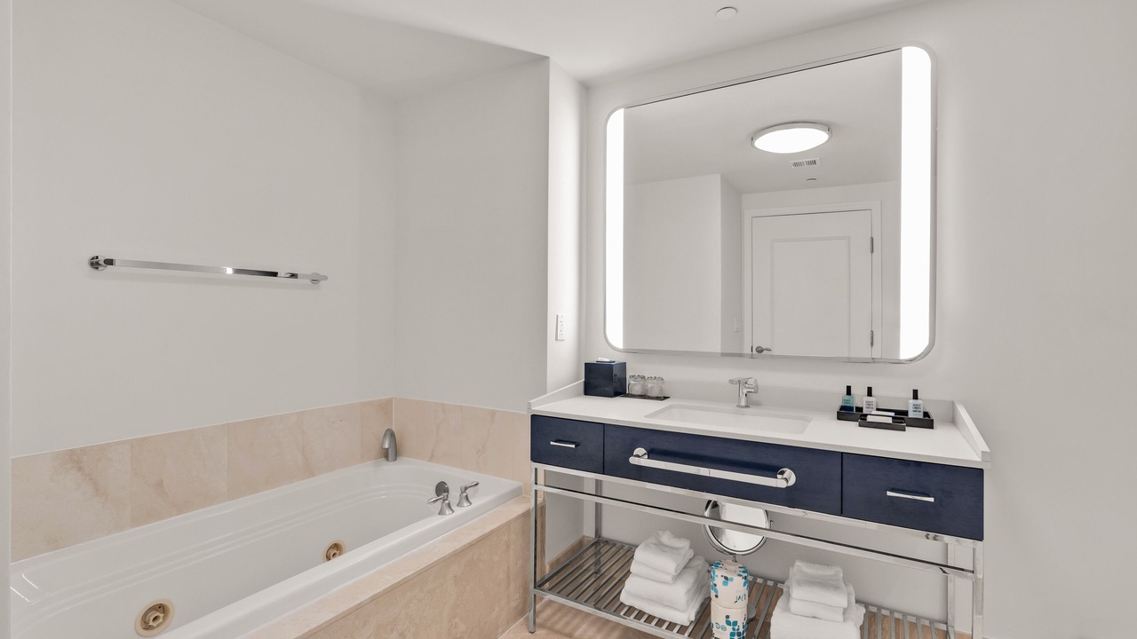 Photo of Bathroom in Mid Beach