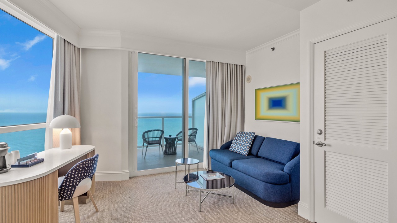 Photo of Livingroom in Mid Beach