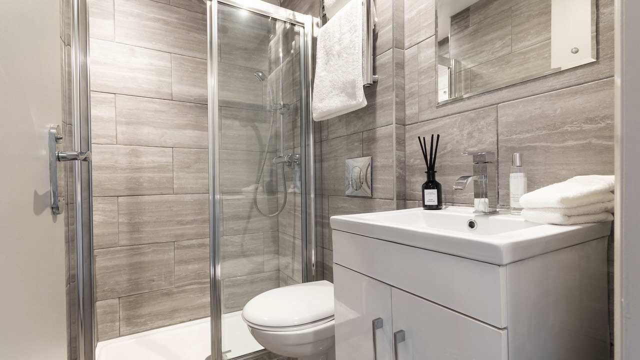 Photo of Bathroom in Somers Town