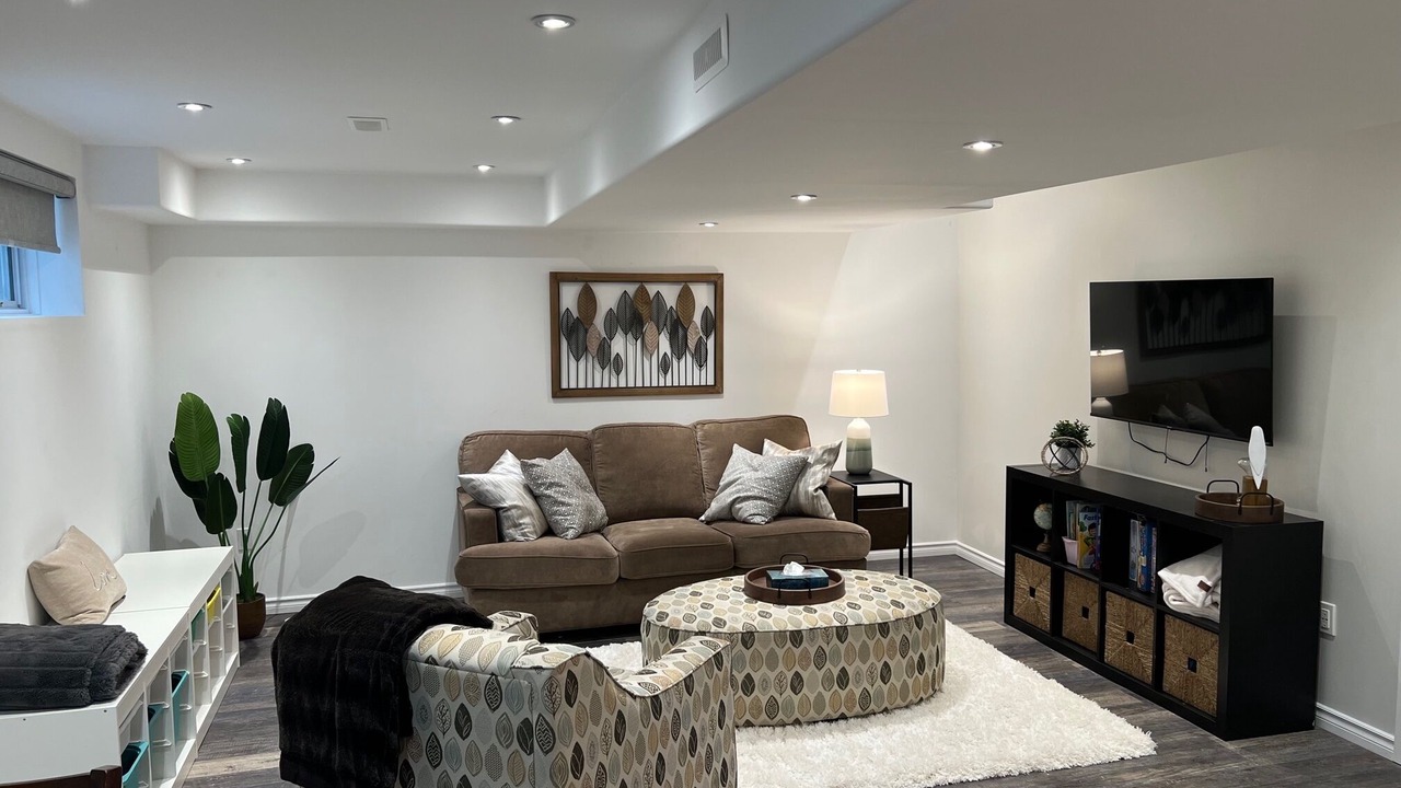Photo of Livingroom in Alliston