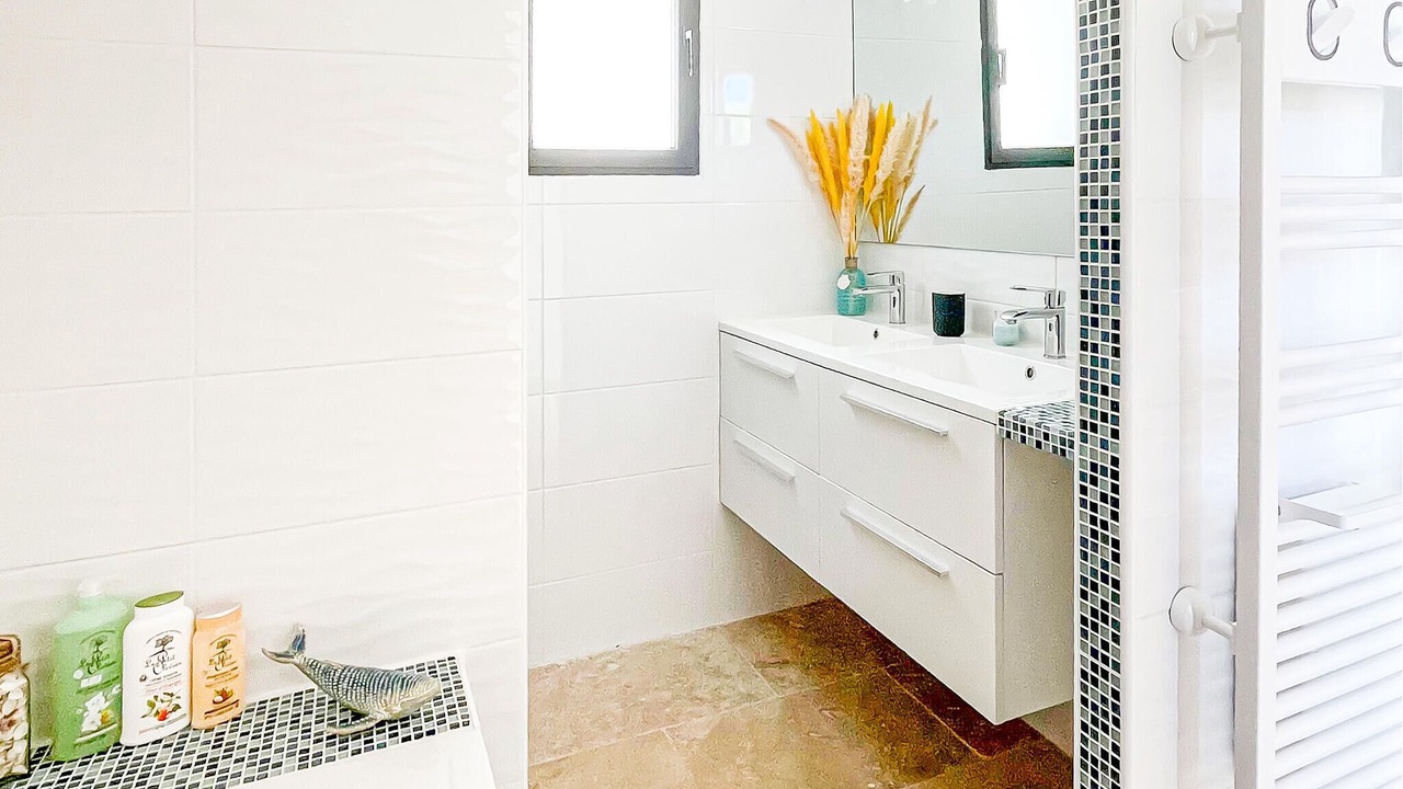 Photo of Bathroom in Rochegude