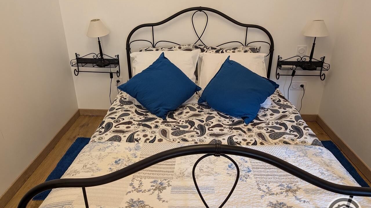 Photo of Bedroom in Montrottier