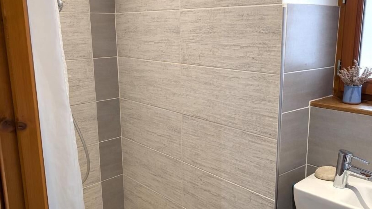 Photo of Bathroom in Montrottier