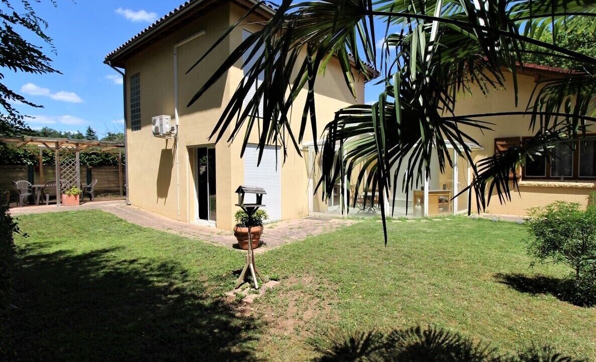 Photo of Outdoor in Decines-Charpieu