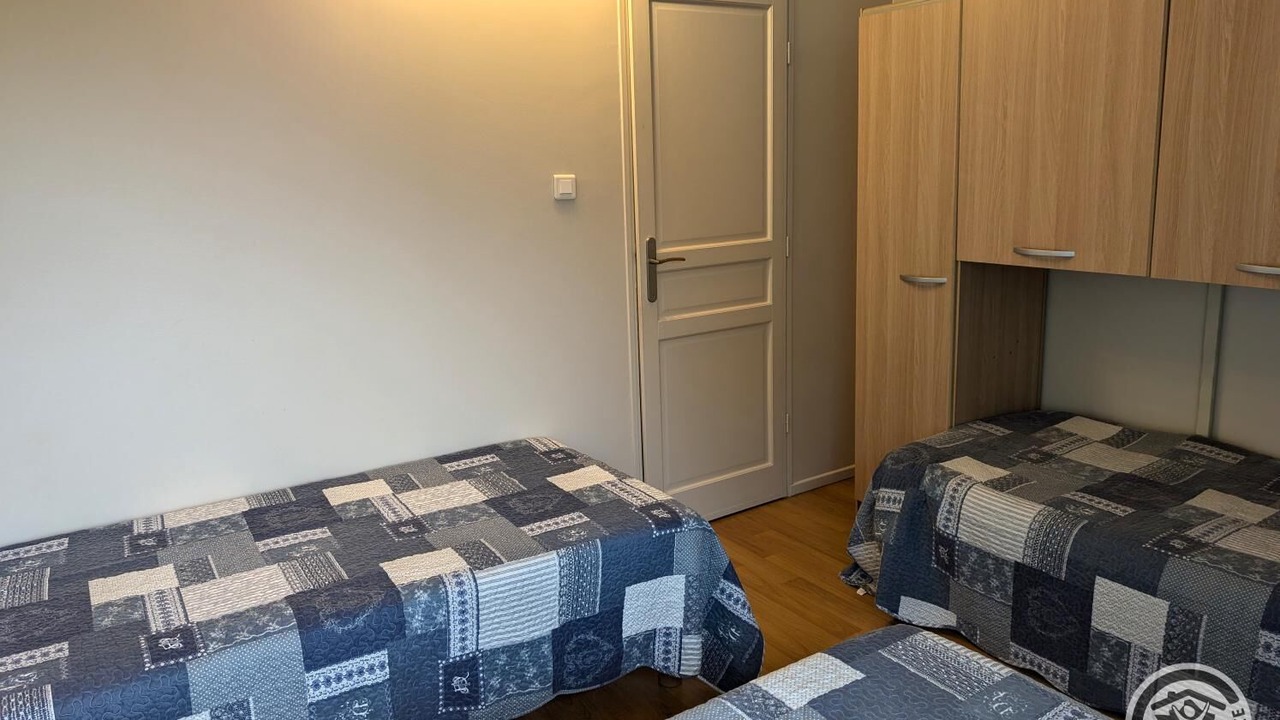 Photo of Bedroom in Decines-Charpieu