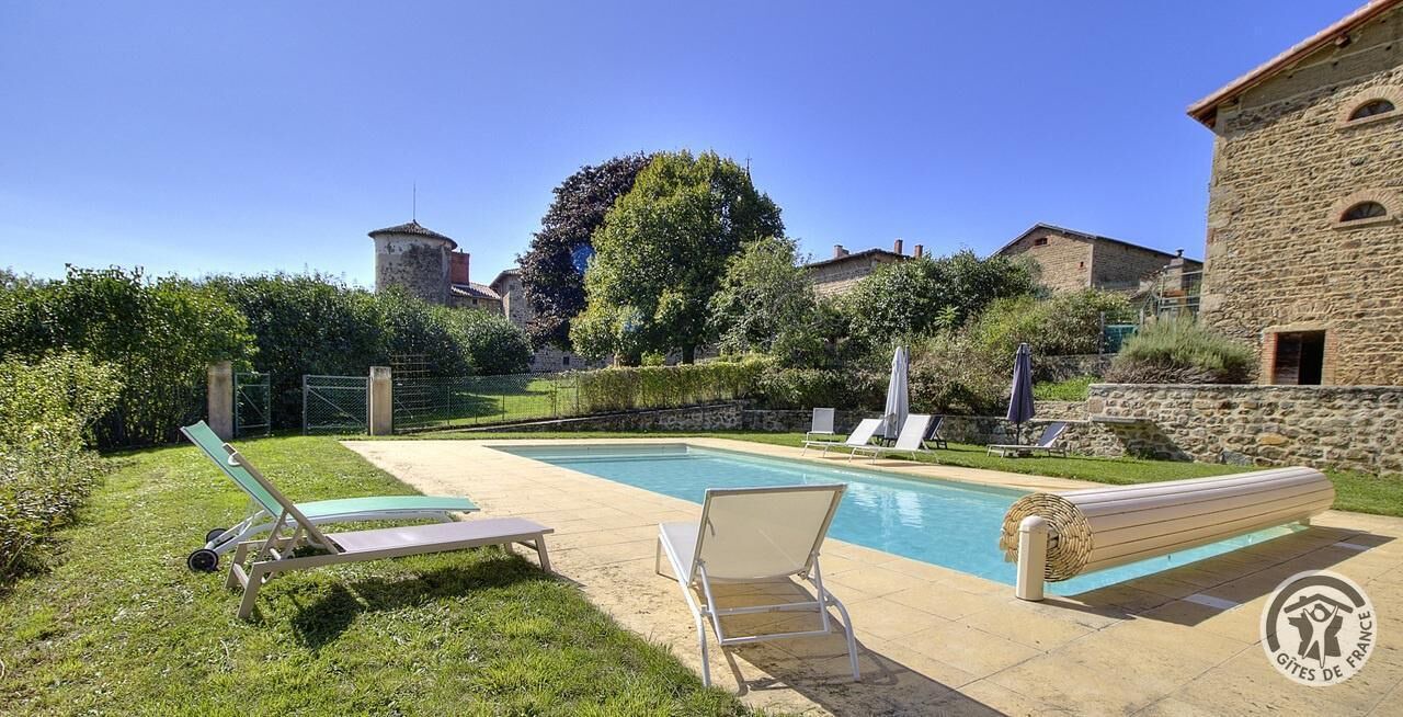 Photo of Outdoor in Pomeys