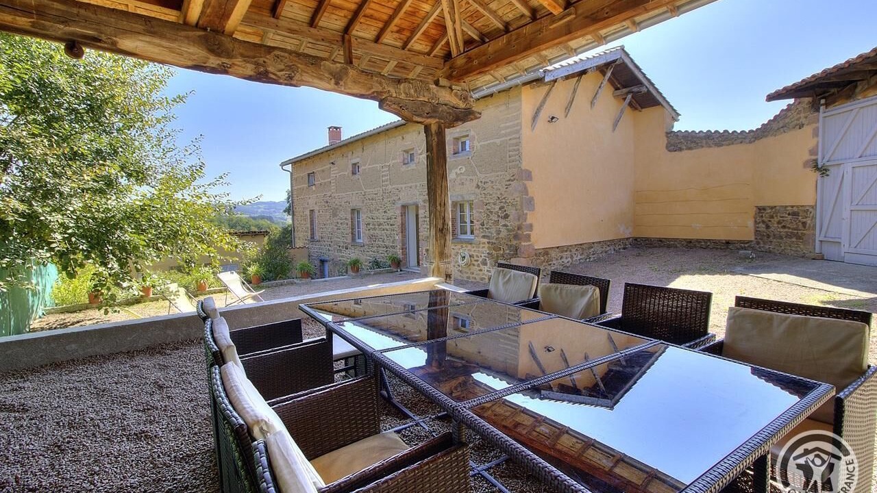 Photo of Outdoor in Pomeys