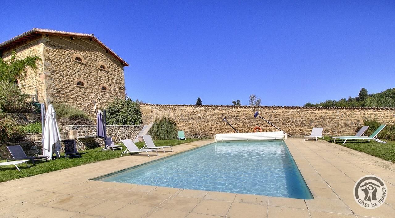 Photo of Outdoor in Pomeys