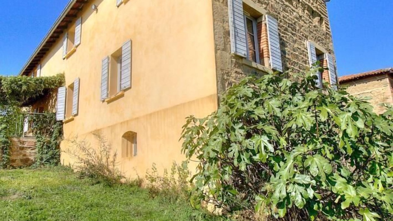 Photo of Outdoor in Pomeys