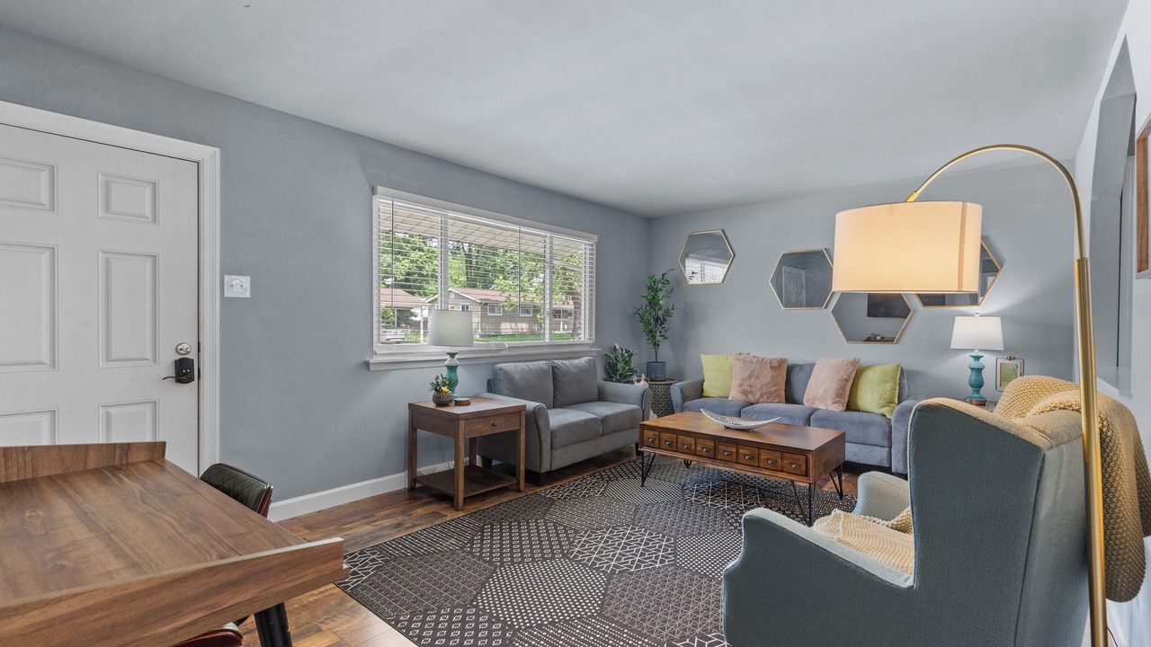Photo of Livingroom in St. Peters
