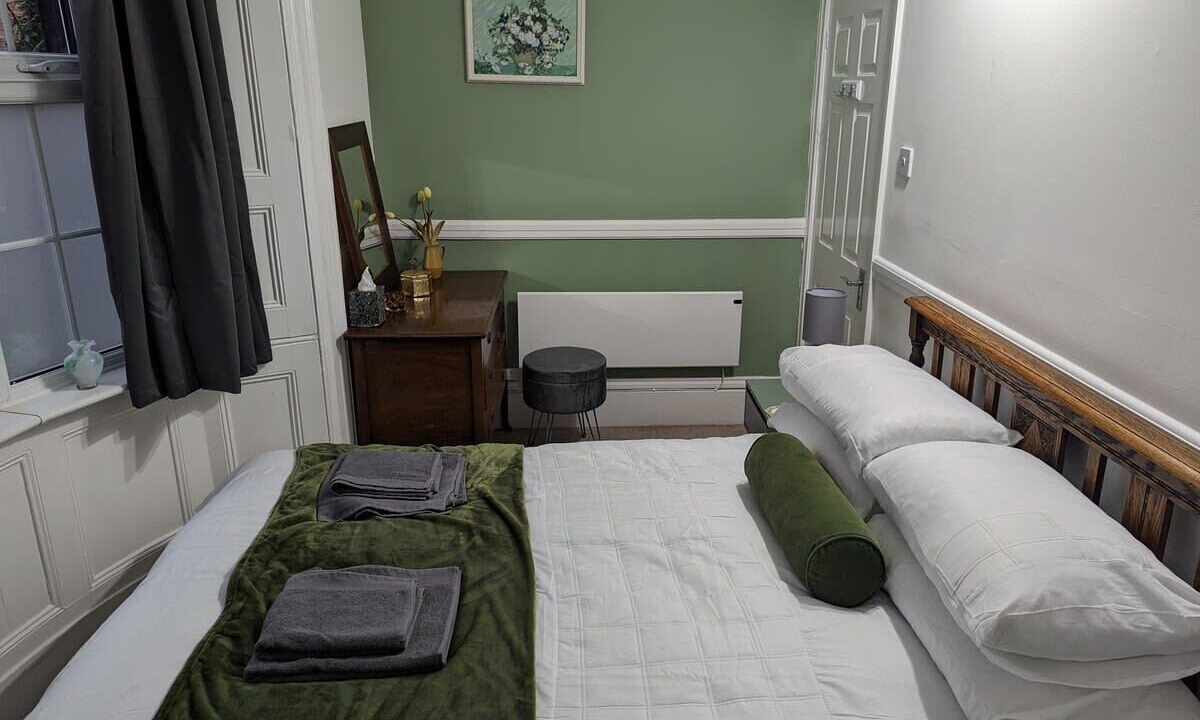 Photo of Bedroom in City Centre