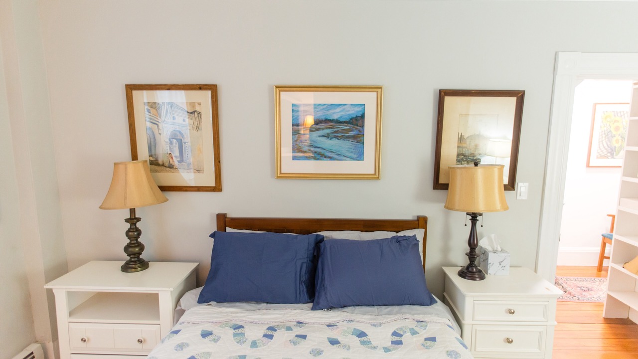 Photo of Bedroom in Salem