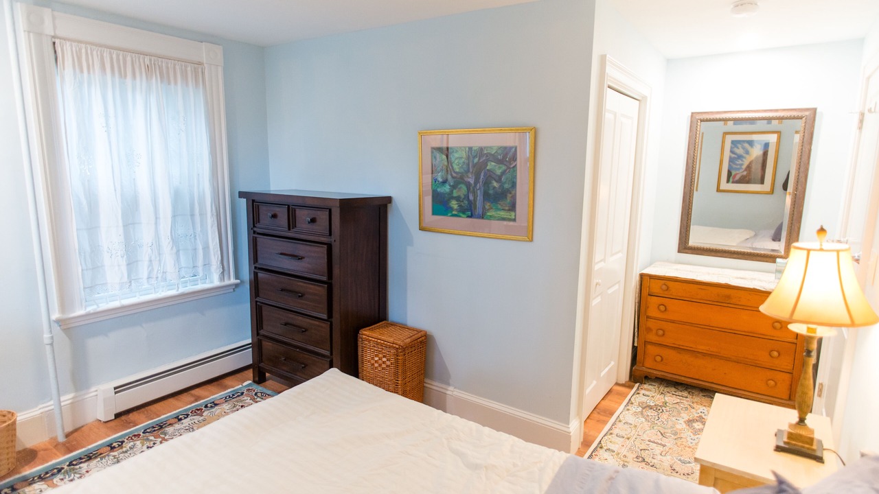 Photo of Bedroom in Salem