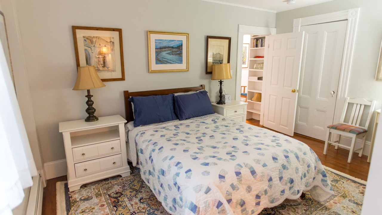 Photo of Others in Salem