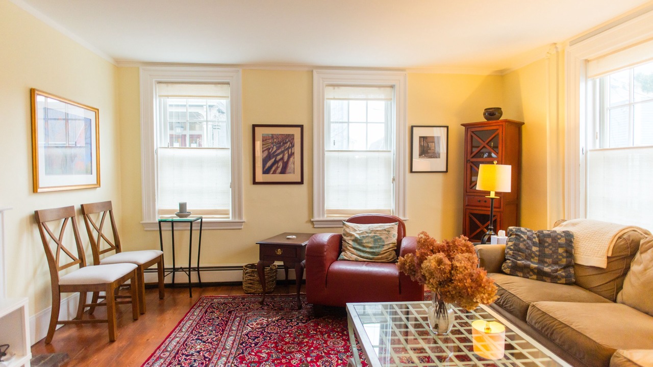 Photo of Livingroom in Salem