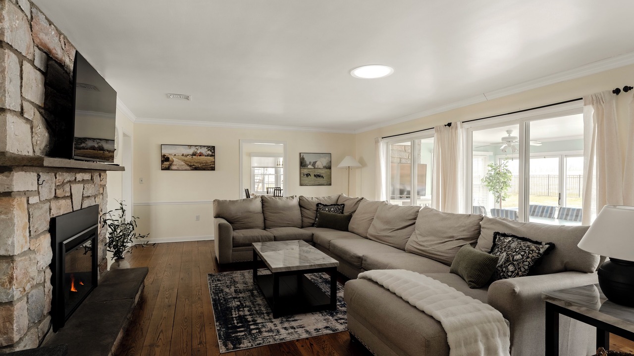 Photo of Livingroom in Honey Brook