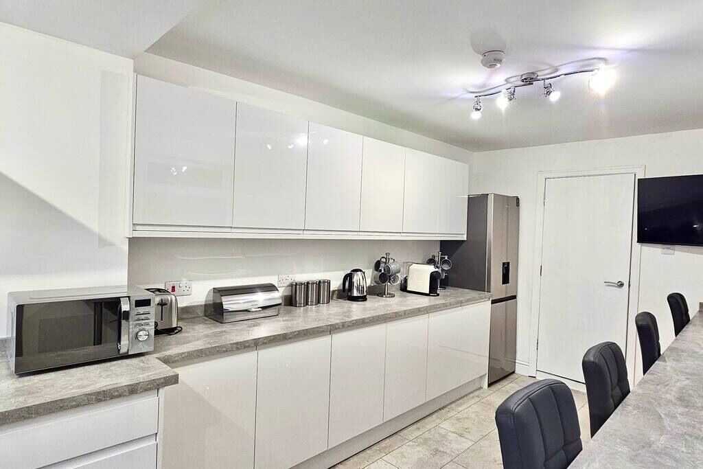 Photo of Kitchen in Roath