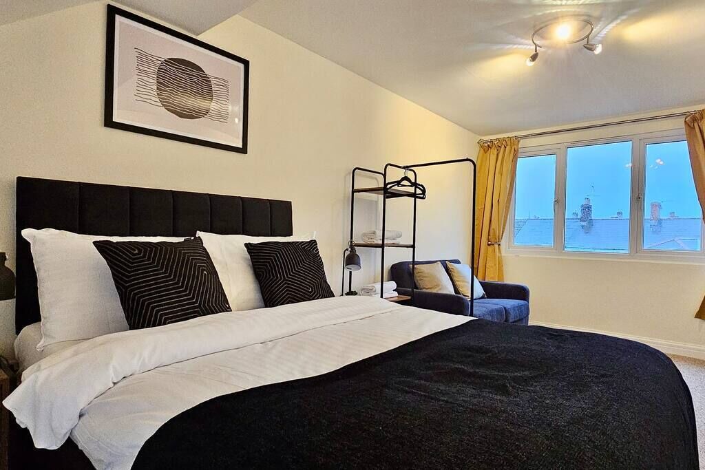 Photo of Bedroom in Roath