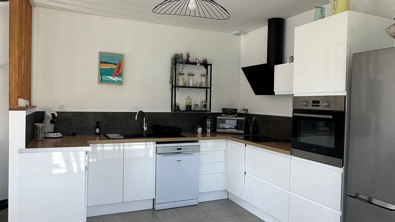 Photo of Kitchen in Saint-Vincent-sur-Jard
