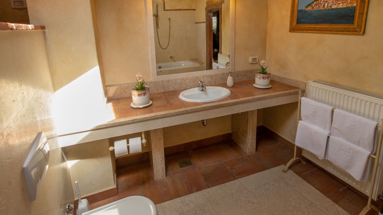 Photo of Bathroom in Sajini