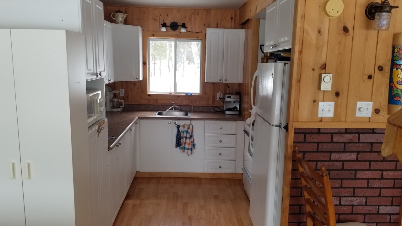 Photo of Kitchen in Saint-David-de-Falardeau