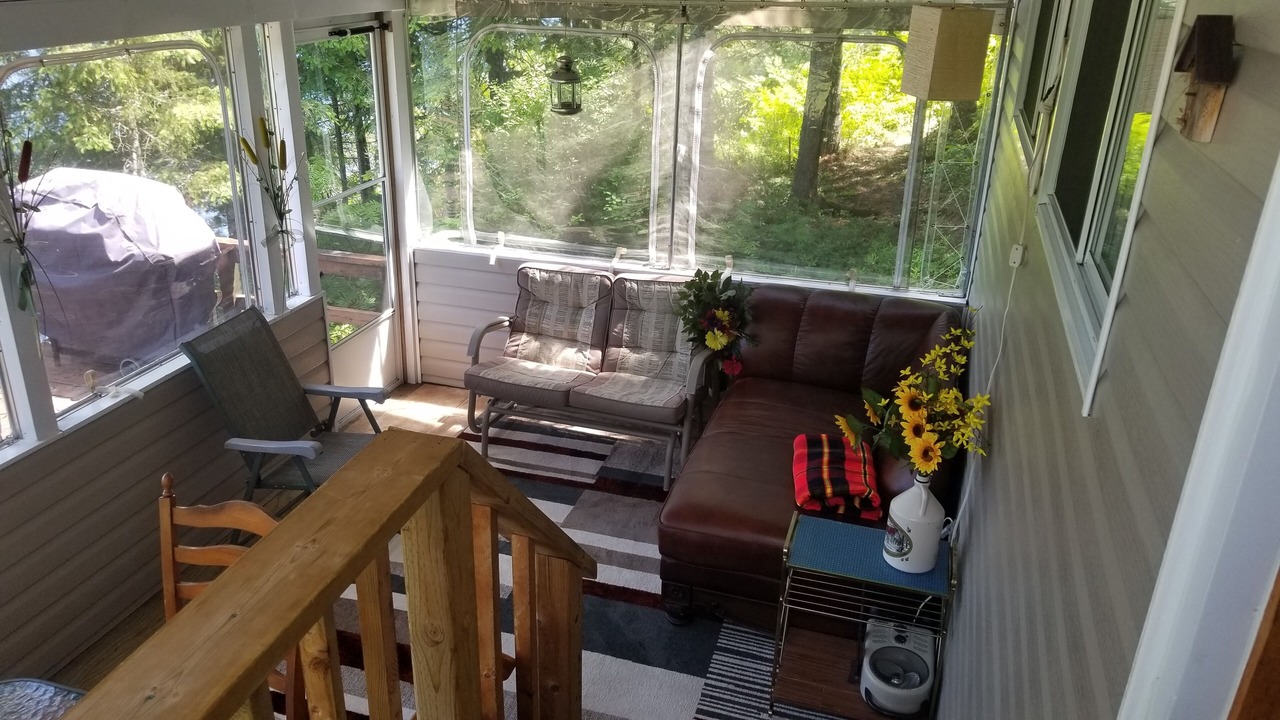 Photo of Livingroom in Saint-David-de-Falardeau