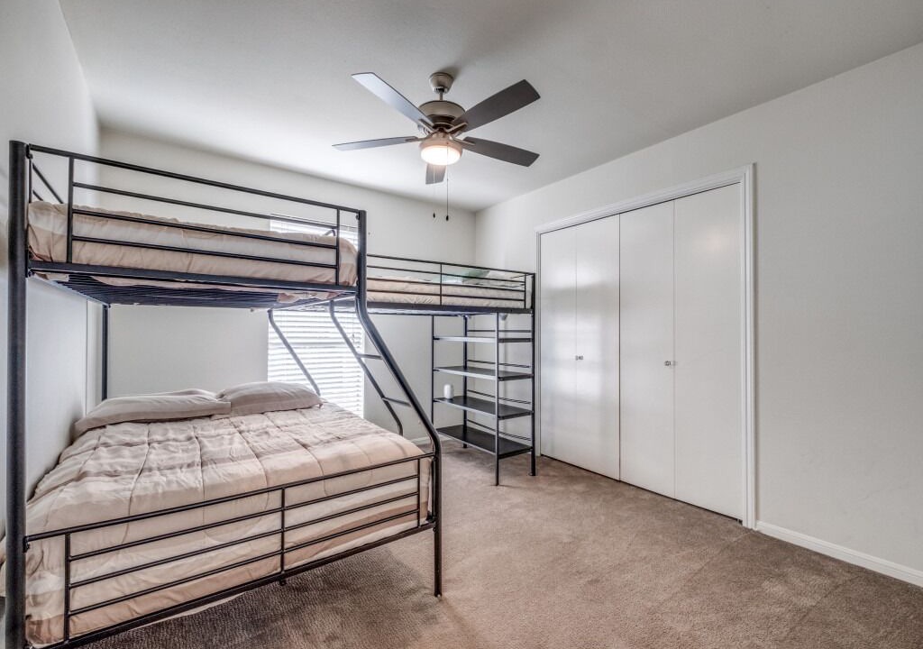Photo of Bedroom in Vance Jackson