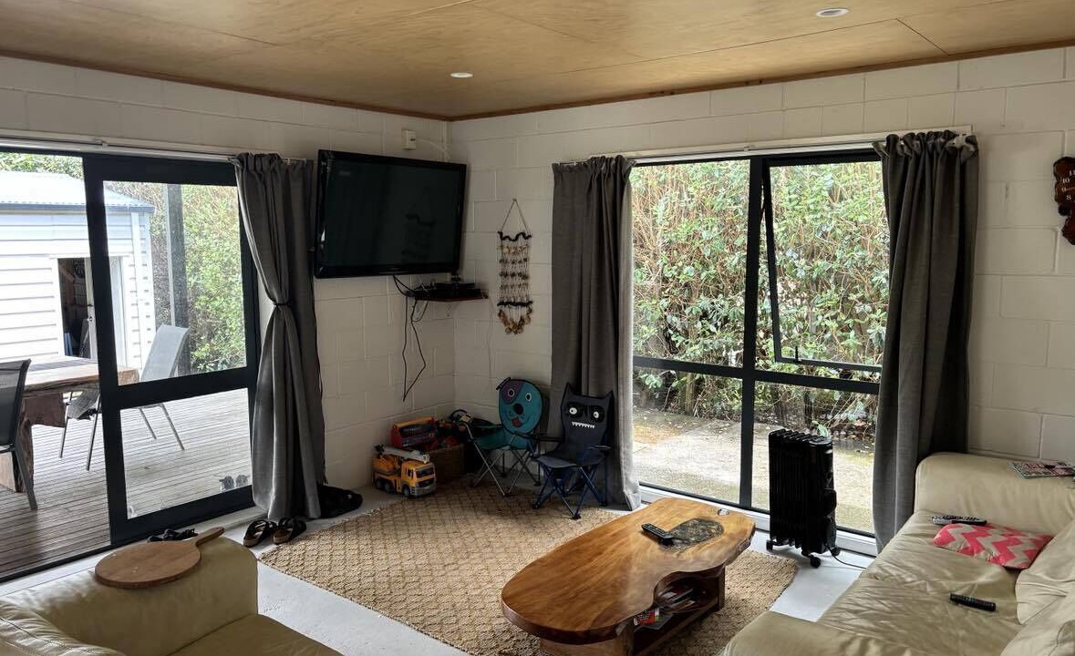 Photo of Livingroom in Taupo Bay
