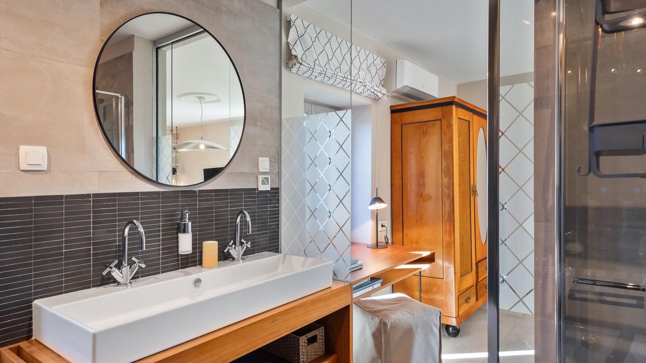 Photo of Bathroom in Filipini