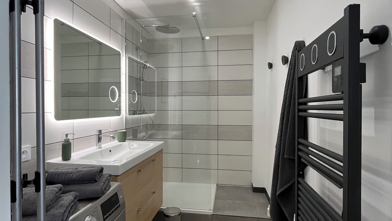 Photo of Bathroom in Gares