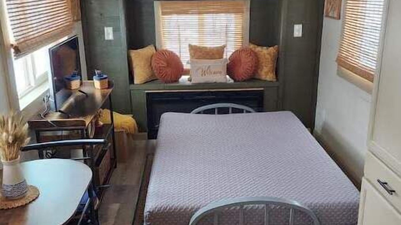 Photo of Bedroom in Peter