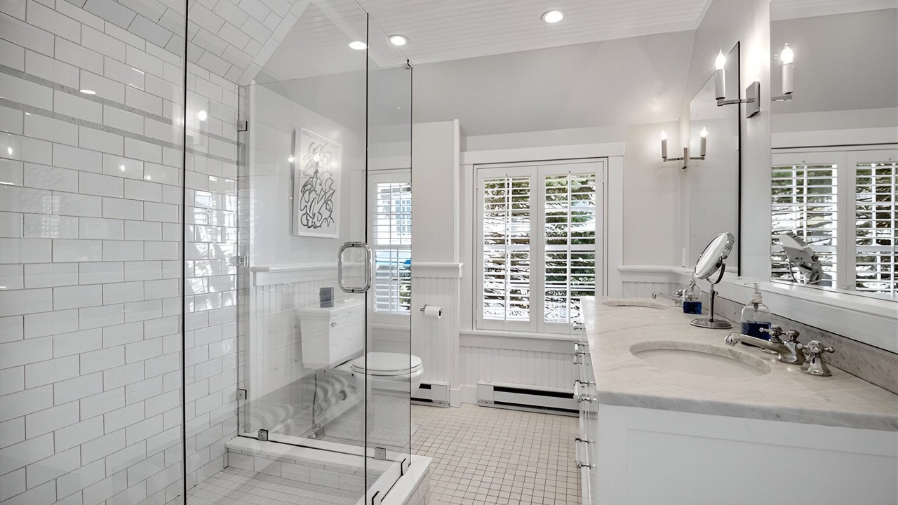 Photo of Bathroom in Groton Long Point