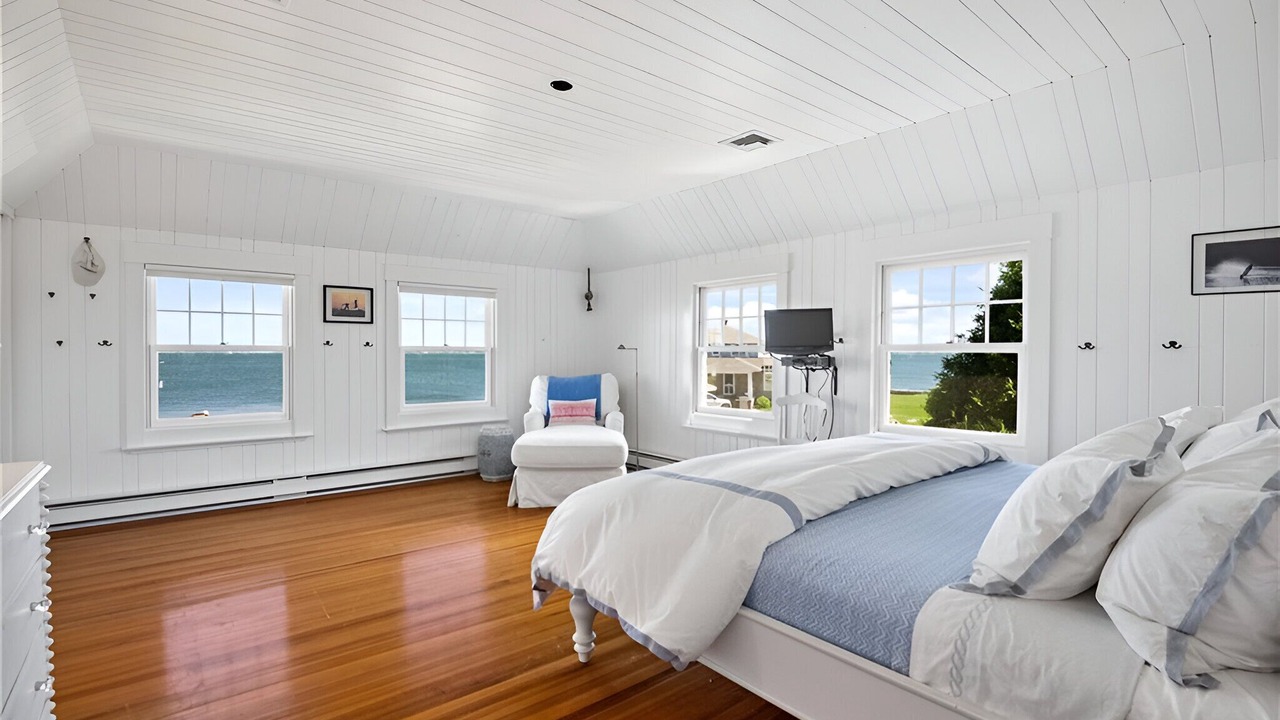 Photo of Bedroom in Groton Long Point