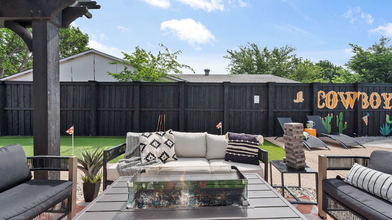 Photo of Patio Balcony in Grand Prairie