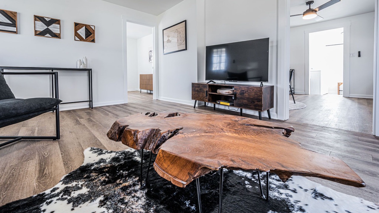 Photo of Livingroom in Cave City