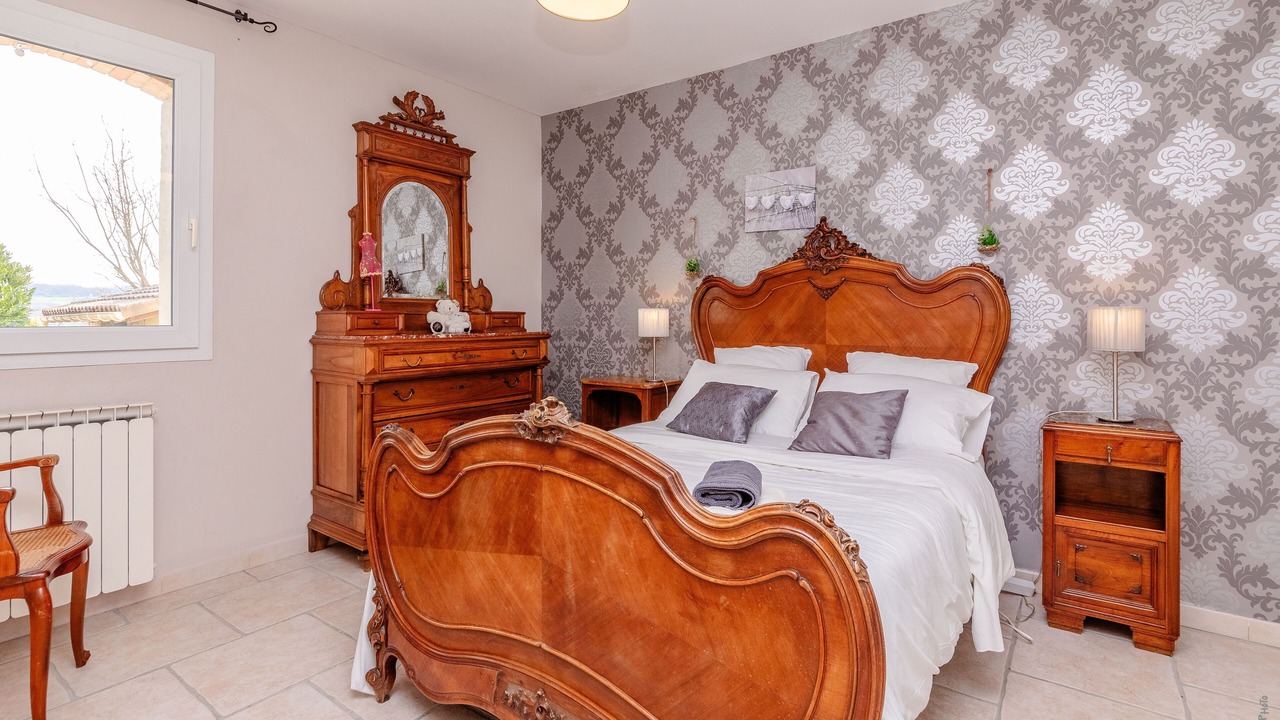 Photo of Bedroom in Puybegon