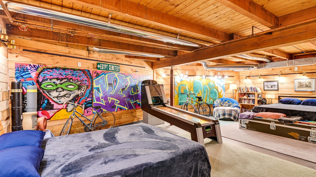 Photo of Bedroom in Newtonville