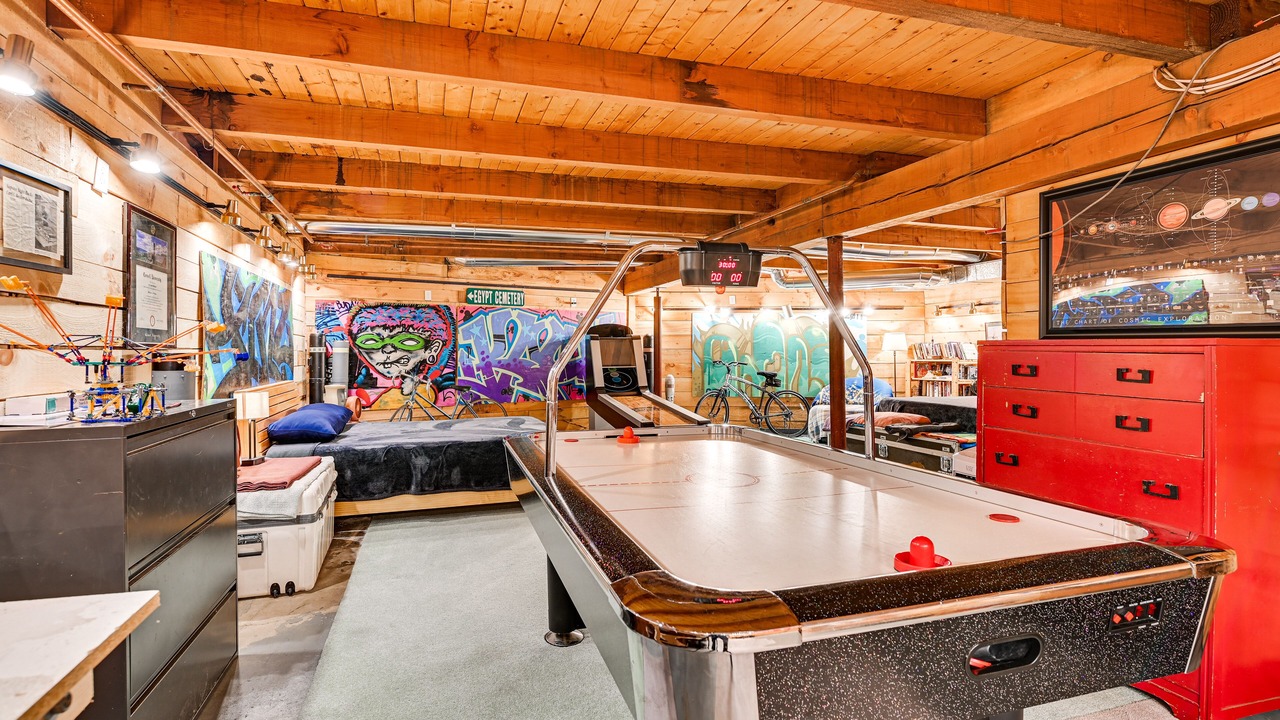 Photo of Bedroom in Newtonville