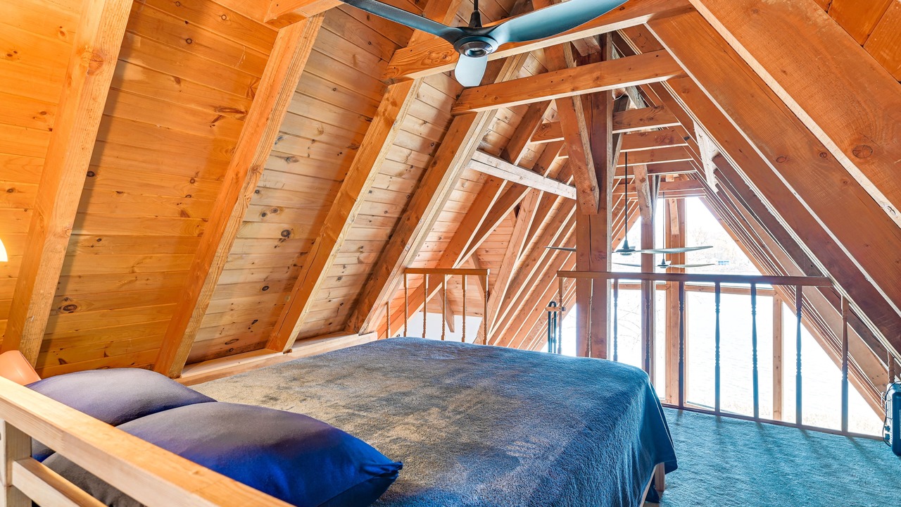 Photo of Bedroom in Newtonville