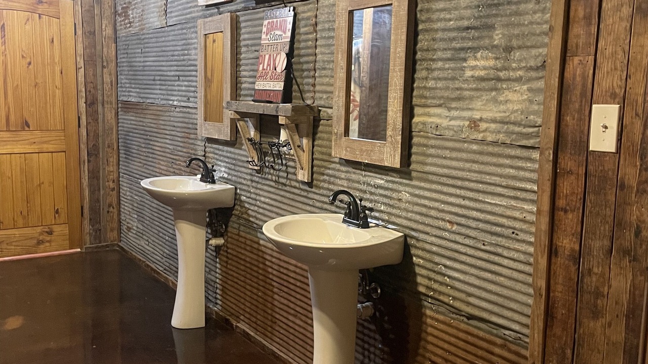 Photo of Bathroom in Cason