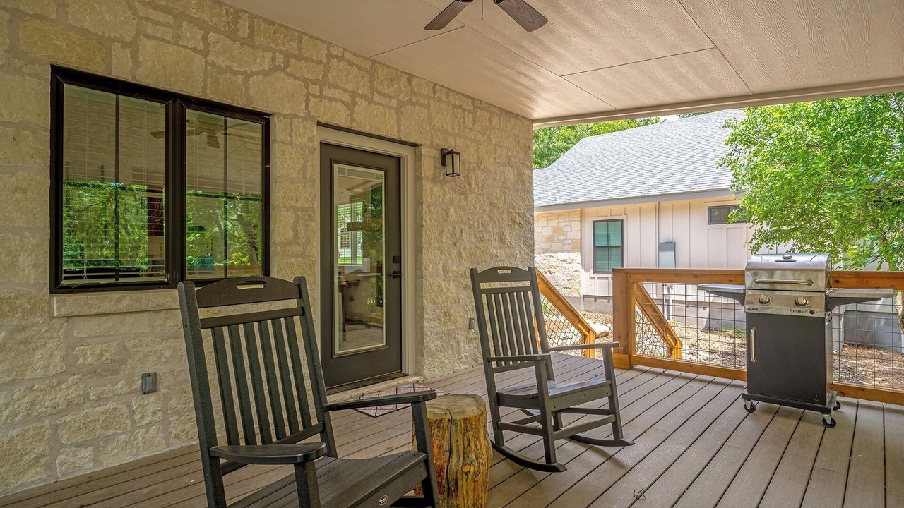 Photo of Patio Balcony in Comfort