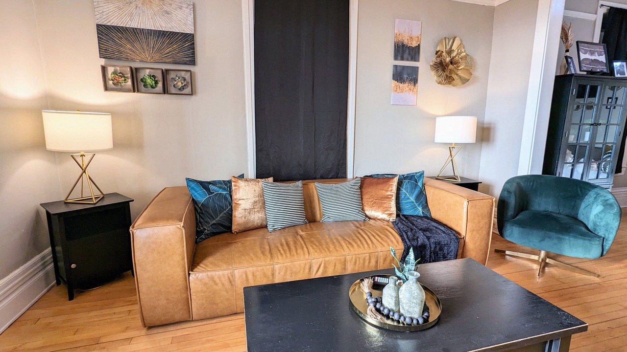 Photo of Livingroom in Observation Hill
