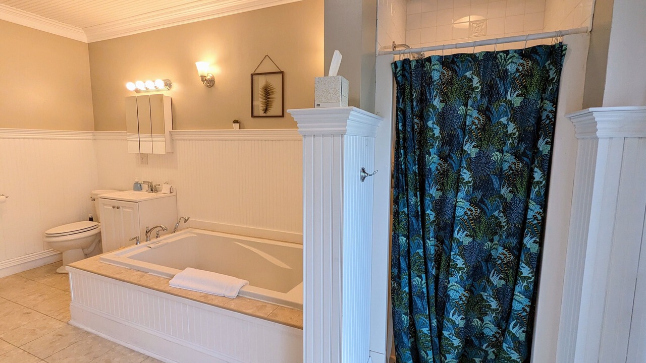 Photo of Bathroom in Observation Hill